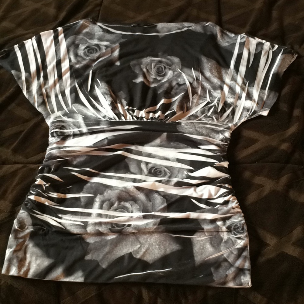 Ladies sz med blouse Maurice’s